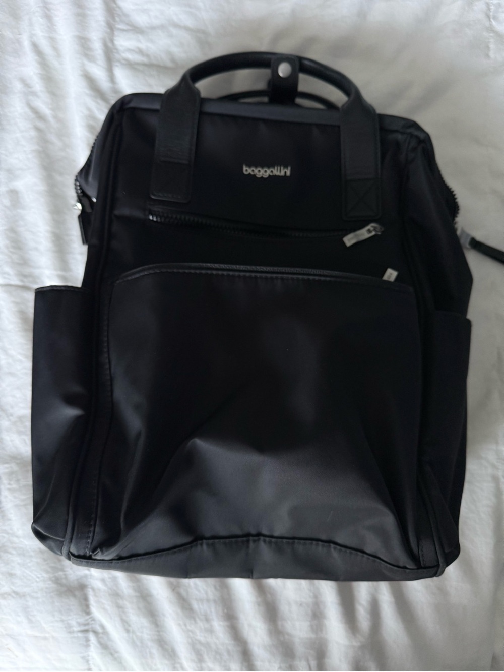 Baggallini Soho Backpack Laptop Carry On Travel Bag RFID - Picture 1 of 4